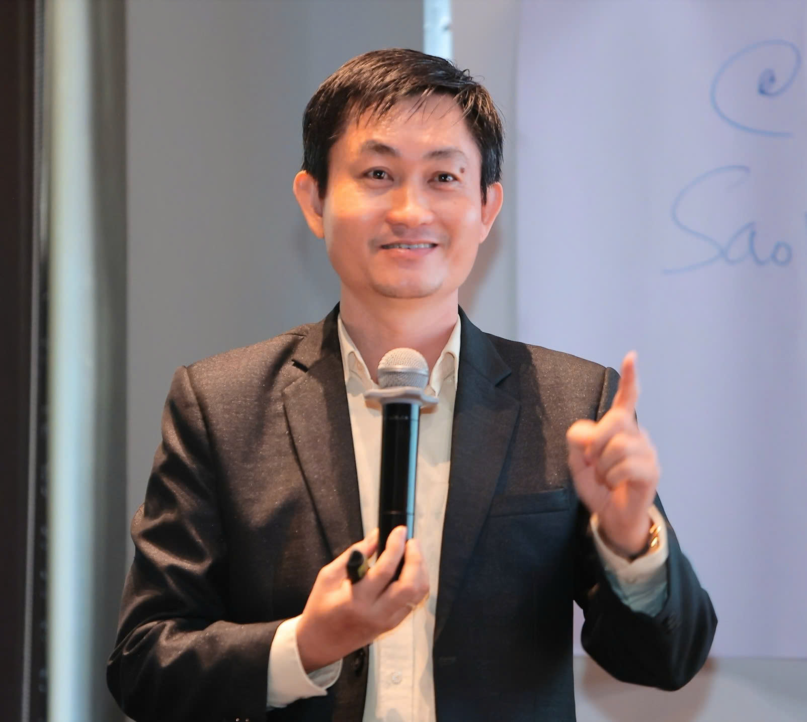 TS. Ngô Đắc Thuần